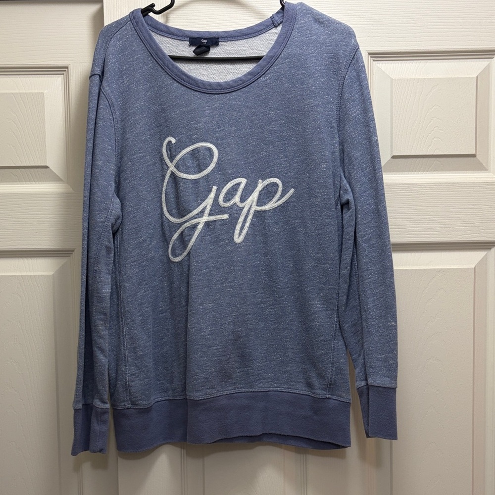 GAP Heathered Blue Pullover
